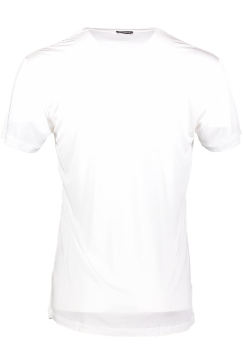White t-shirt
